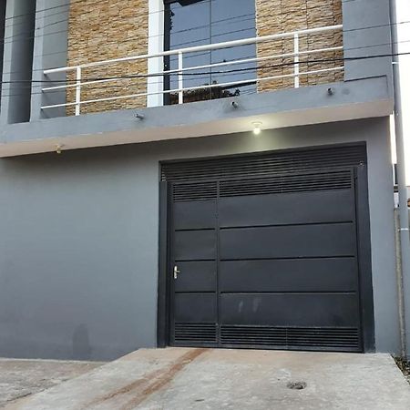 Acogedora casa de huéspedes con estacionamiento San Lorenzo de la Frontera Exterior foto